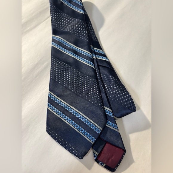 Navy blue stripe Tie - Picture 1 of 6